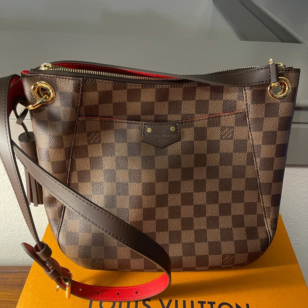 Louis Vuitton South Bank Besace